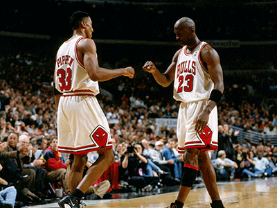 老詹进全明星了！狄龙昨天还说：詹姆斯最被高估！他该让位了！