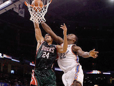 海斯谈禁赛：我要向湖人队友，以及奇才的吉祥物道歉！